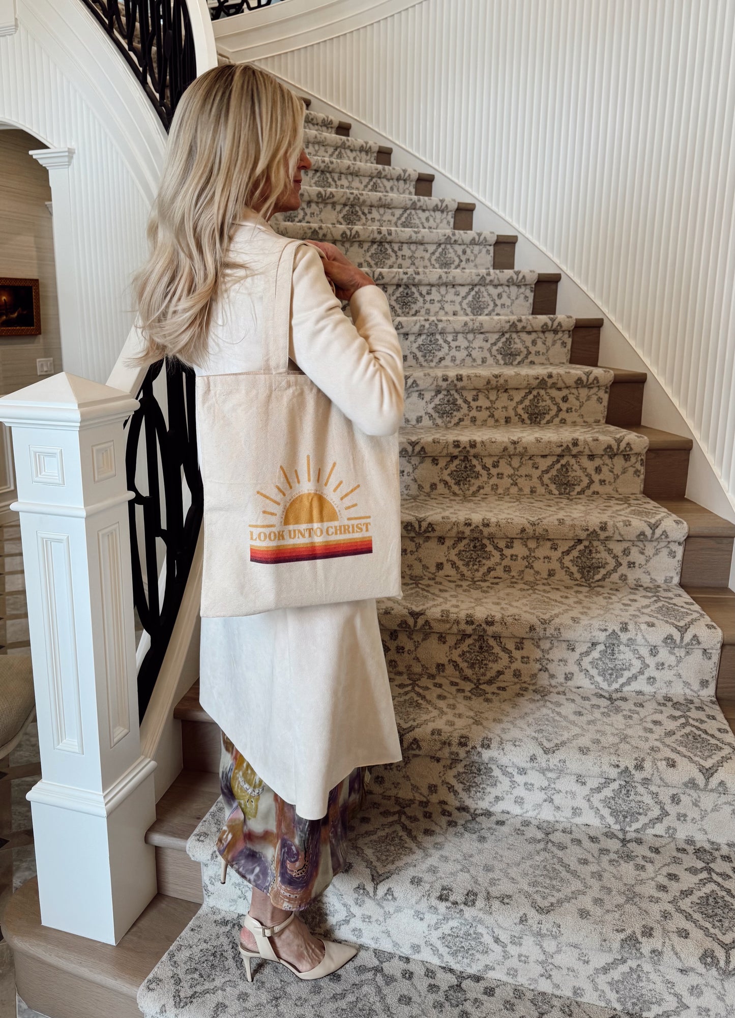 Look unto Christ Tote Bag